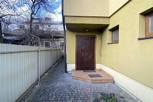 дом по адресу Героїв-Пожежників ул.