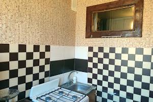 квартира за адресою Сергія Гладуша вул. (Карбишева), 7
