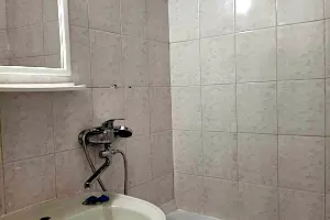 квартира за адресою Одеса, Академіка Заболотного вул., 28