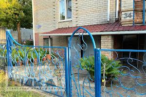 будинок за адресою центральна