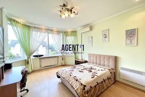 будинок за адресою Малишка вул.