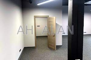 комерційна за адресою Товарна вул., 1