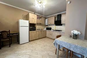 квартира за адресою Гетьмана Івана Мазепи вул. (Топольна), 2б