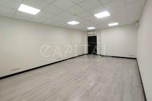 комерційна за адресою Спаська вул., 5