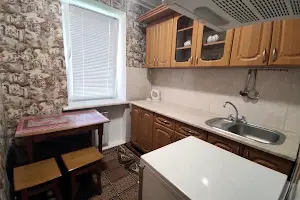 квартира по адресу Молодіжна, 28