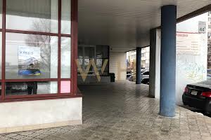 коммерческая по адресу Ревуцкого ул., 44-А