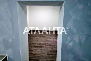 комерційна за адресою Сегедська вул., 4