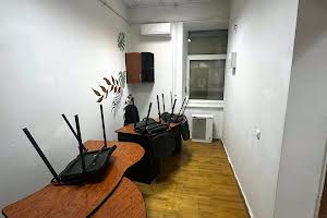 комерційна за адресою Івана Франка вул., 27