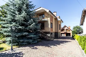 будинок за адресою Самостійна