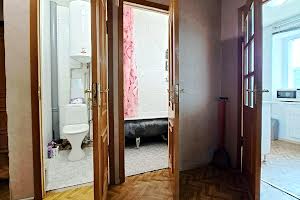 квартира за адресою Калинова вул., 45
