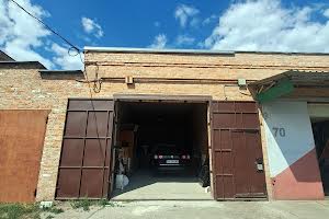 комерційна за адресою Ярошенка вул., 25