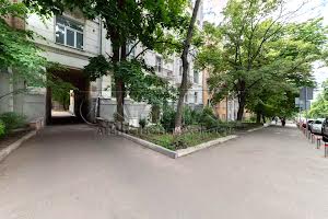 комерційна за адресою Тарасівська вул., 3-А