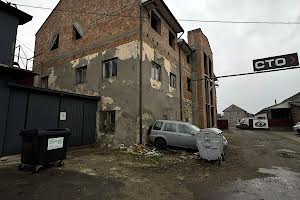 коммерческая по адресу Заводская ул., 14