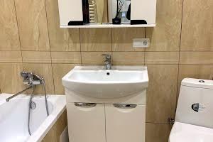 квартира за адресою Залізнична вул., 7