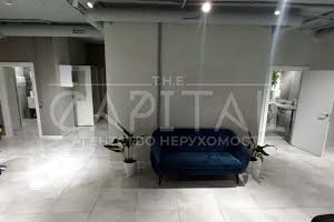 комерційна за адресою Жилянська вул., 118