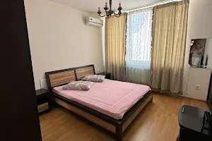 квартира за адресою Літературна вул., 12