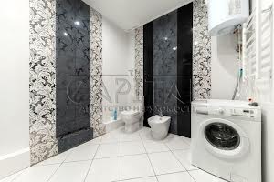комерційна за адресою Кловський узвіз (Кловський), 7a