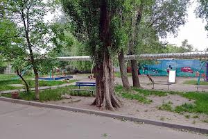 квартира за адресою Універсальна вул., 9