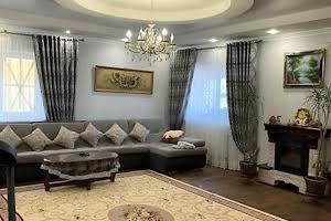 будинок за адресою Райдужна вул.