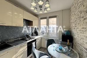квартира за адресою Радісна вул., 23