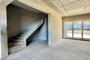 дом по адресу Кременецкая ул.