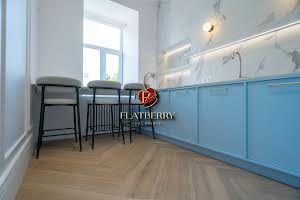 комерційна за адресою Київ, Івана Мазепи вул. (Січневого Повстання), 7