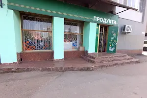 комерційна за адресою Рівне, вул. Набережна, 14