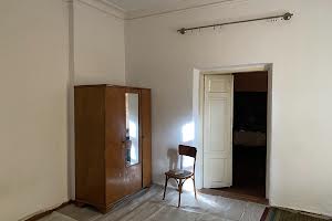 квартира за адресою Залізнична, 4а
