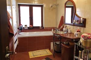 квартира за адресою Айвазовського вул., 112