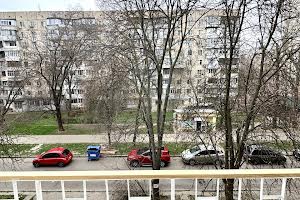 квартира за адресою Академіка Корольова вул., 68а