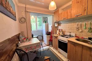 квартира за адресою Сухомлинського вул., 4