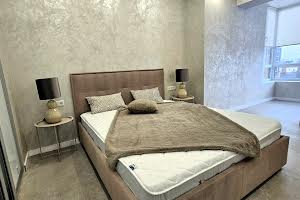 квартира за адресою Домбровського вул., 3б корп. 14