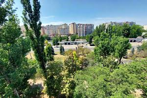 квартира за адресою Небесная Сотня, 77