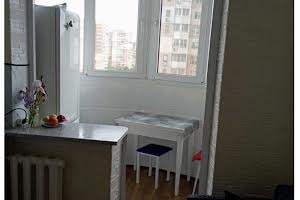 квартира за адресою Євгена Чикаленка вул., 63