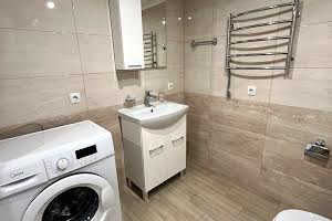 квартира по адресу Единства ул., 6