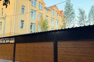 комерційна за адресою Ольгерда Бочковського вул., 28а