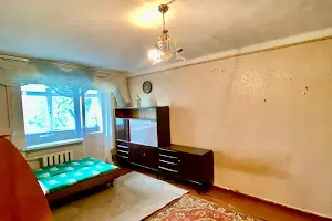 квартира за адресою Євгена Танцюри вул., 8