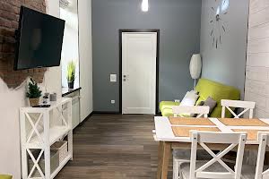квартира за адресою Івана Франка пл., 70