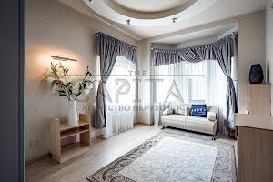 дом по адресу Центральна, 3