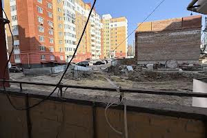 квартира за адресою Тролейбусна вул., 4д