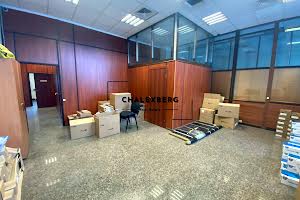комерційна за адресою Київ, Юрія Шумського вул., 1-А