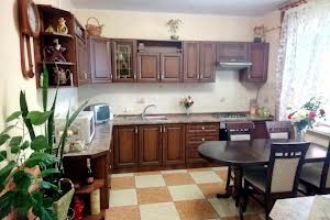 будинок за адресою Індустріальна вул.