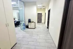 комерційна за адресою Новокостянтинівська вул., 13/10