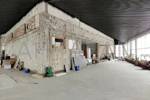 комерційна за адресою Микільсько-Слобідська вул., 2-Г