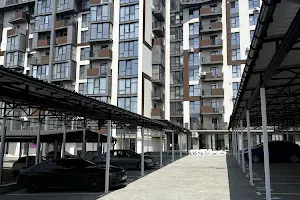 комерційна за адресою Подільська вул., 10