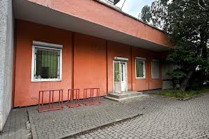 коммерческая по адресу Листопадная ул., 16