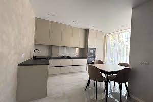 квартира за адресою Слави Стецько вул., 11