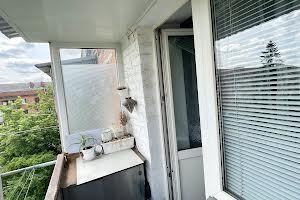 квартира за адресою Кам'янецька вул., 75