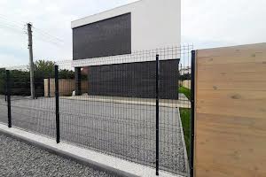 будинок за адресою с. Плюти, Луговая, 7в