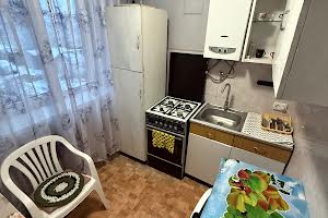 квартира за адресою Роксоляни вул., 18